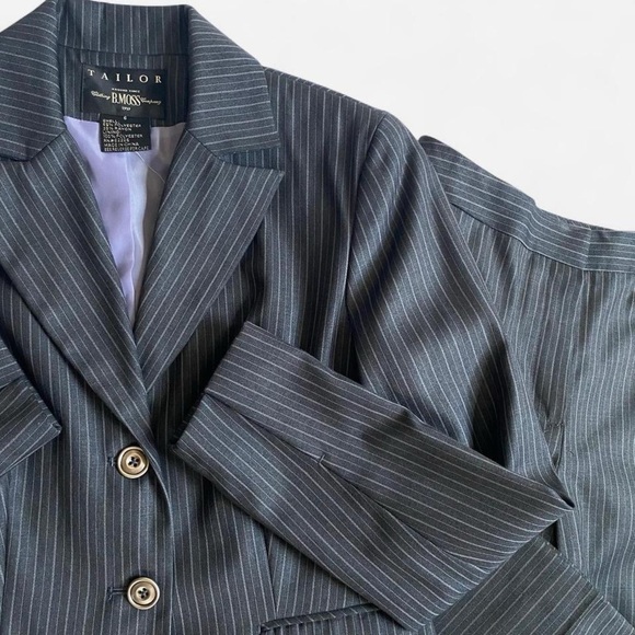 SOLD - Picture 3 of 8